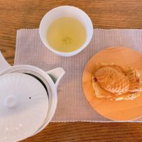 西宮苦楽園の夙川沿いにある鯛焼きとお茶の茶家は、都会の喧騒から離れたシャングリラ？！